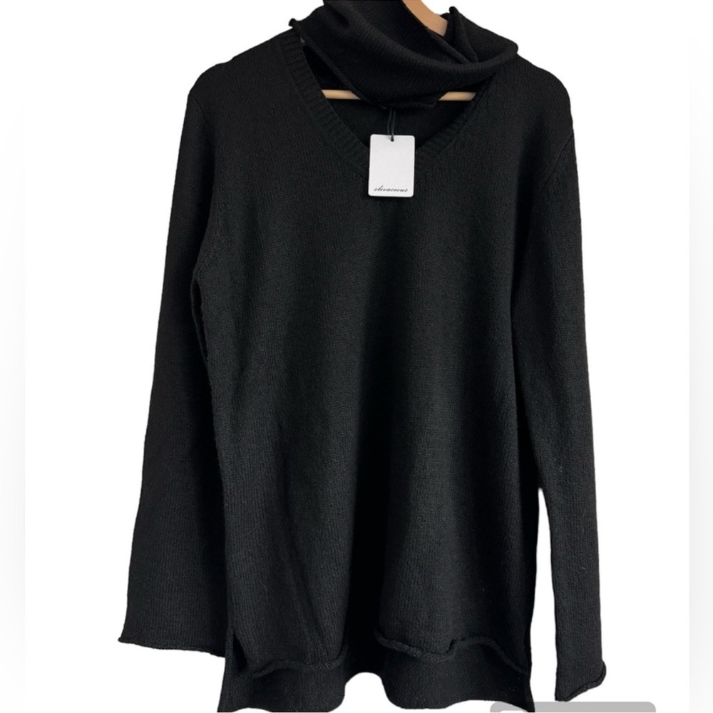 Olivaceous Black V-Neck Pullover Sweater New Size: US L